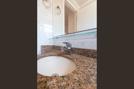 Banheiro social de apartamento à venda com 3 quartos, 85m² em Vila Monte Alegre, São Paulo