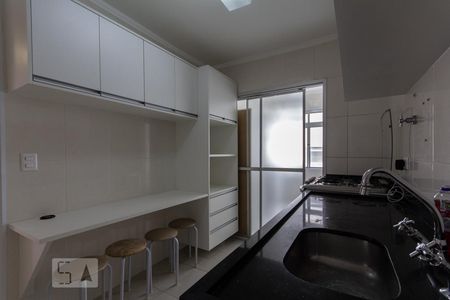 Apartamento para alugar com 75m², 3 quartos e 1 vaga Apartamento para alugar com 75m², 3 quartos e 1 vagaCozinha