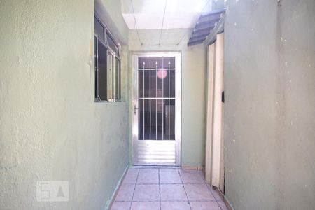 Casa para alugar com 110m², 2 quartos e sem vagaEntrada