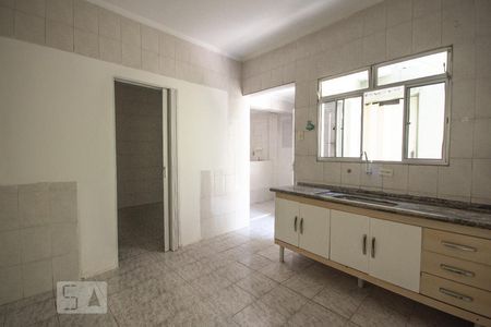 Cozinha de casa para alugar com 2 quartos, 110m² em Jardim Brasil (zona Norte), São Paulo