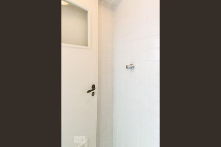 Apartamento para alugar com 75m², 2 quartos e 1 vaga Apartamento para alugar com 75m², 2 quartos e 1 vagaBanheiro de Serviço