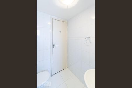 Apartamento para alugar com 75m², 2 quartos e 1 vaga Apartamento para alugar com 75m², 2 quartos e 1 vagaBanheiro Social