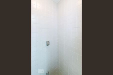 Apartamento para alugar com 75m², 2 quartos e 1 vaga Apartamento para alugar com 75m², 2 quartos e 1 vagaBanheiro de Serviço