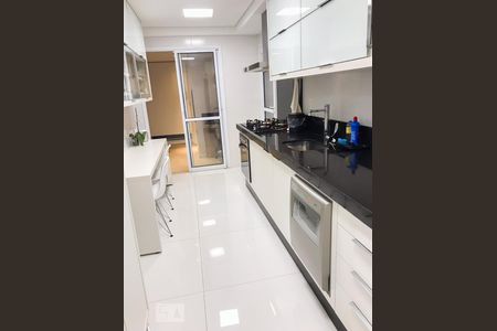 Apartamento para alugar com 134m², 3 quartos e 2 vagasCozinha/Área de Serviço