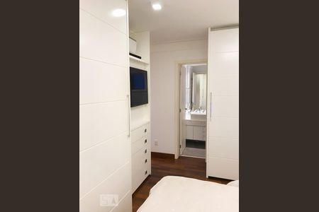 Apartamento para alugar com 134m², 3 quartos e 2 vagasSuíte 1
