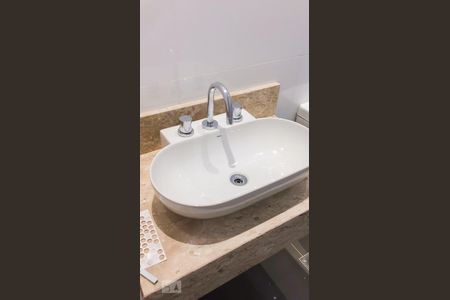 Apartamento para alugar com 134m², 3 quartos e 2 vagasBanheiro