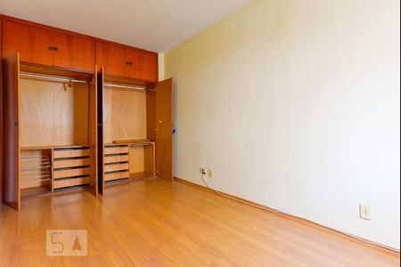 Quarto 1 de apartamento para alugar com 2 quartos, 68m² em Pinheiros, São Paulo