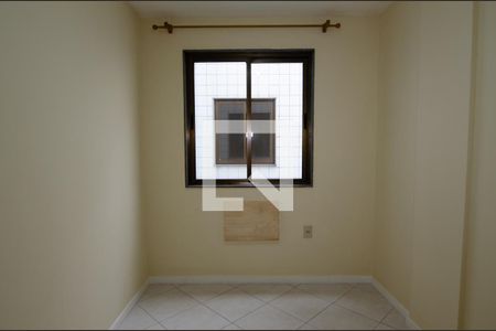 Apartamento à venda com 158m², 3 quartos e 2 vagasQuarto 3