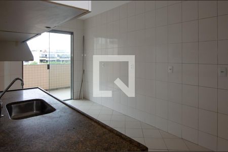 Apartamento à venda com 158m², 3 quartos e 2 vagasCozinha