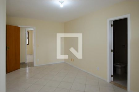 Apartamento à venda com 158m², 3 quartos e 2 vagasSuite