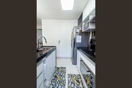 Cozinha de apartamento à venda com 2 quartos, 50m² em São João Batista (venda Nova), Belo Horizonte