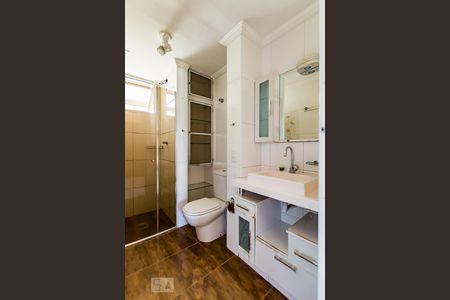 Banheiro de apartamento para alugar com 3 quartos, 66m² em Conjunto Residencial Parque Bandeirantes, Campinas