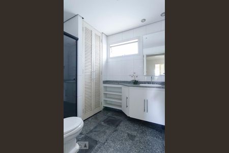 Banheiro de apartamento para alugar com 3 quartos, 170m² em Santana, São Paulo
