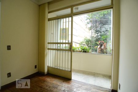 Varanda de apartamento para alugar com 3 quartos, 100m² em Santo Antônio, Belo Horizonte