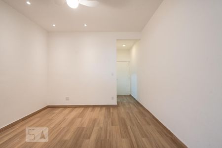 Sala de apartamento para alugar com 3 quartos, 71m² em Botafogo, Rio de Janeiro