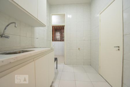 Apartamento para alugar com 71m², 3 quartos e sem vagaCozinha