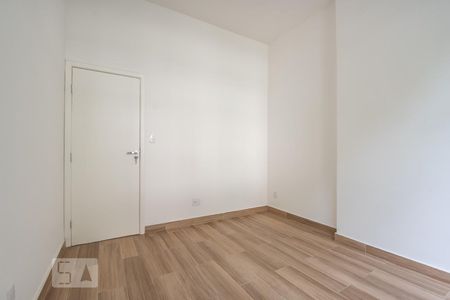 Quarto 1 de apartamento para alugar com 3 quartos, 71m² em Botafogo, Rio de Janeiro