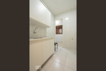 Apartamento para alugar com 71m², 3 quartos e sem vagaCozinha