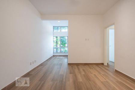 Sala de apartamento para alugar com 3 quartos, 71m² em Botafogo, Rio de Janeiro