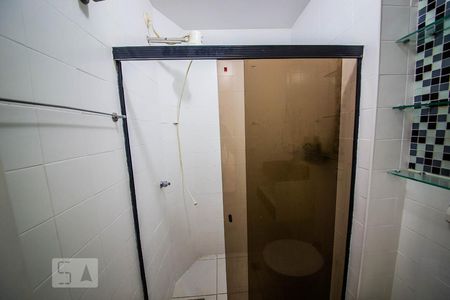 Banheiro social de apartamento para alugar com 2 quartos, 87m² em Icaraí, Niterói