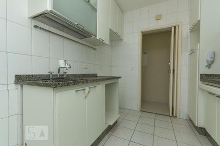 Apartamento à venda com 79m², 3 quartos e 2 vagas Apartamento à venda com 79m², 3 quartos e 2 vagasCozinha