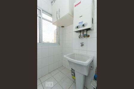 Apartamento à venda com 79m², 3 quartos e 2 vagas Apartamento à venda com 79m², 3 quartos e 2 vagasÁrea de serviço