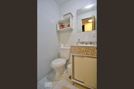 Banheiro de apartamento à venda com 2 quartos, 60m² em Butantã, São Paulo