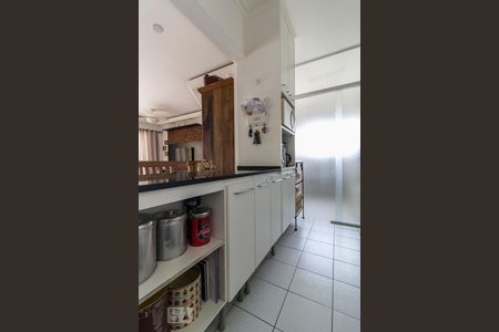 Apartamento para alugar com 94m², 2 quartos e 2 vagasCozinha