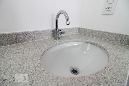 Apartamento à venda com 56m², 1 quarto e 2 vagas Apartamento à venda com 56m², 1 quarto e 2 vagasBanheiro