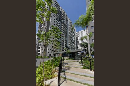 Apartamento à venda com 56m², 1 quarto e 2 vagas Apartamento à venda com 56m², 1 quarto e 2 vagasFachada