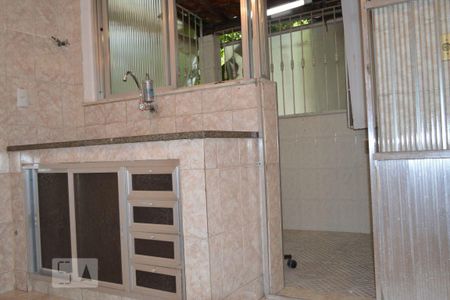 Apartamento à venda com 104m², 2 quartos e 1 vagaCozinha