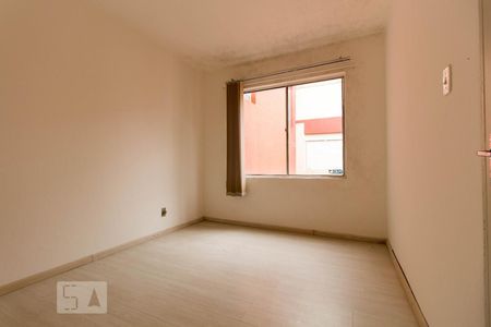 Quarto de apartamento à venda com 1 quarto, 70m² em Camaquã, Porto Alegre