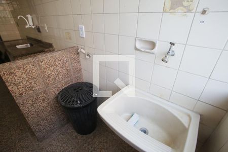 Apartamento para alugar com 70m², 2 quartos e 1 vaga Apartamento para alugar com 70m², 2 quartos e 1 vagaÁrea de Serviço