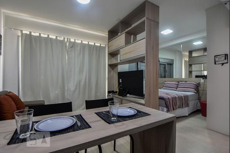 Studio de kitnet/studio para alugar com 1 quarto, 33m² em Santo Amaro, São Paulo