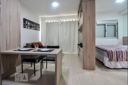 Studio de kitnet/studio para alugar com 1 quarto, 33m² em Santo Amaro, São Paulo