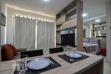 Studio de kitnet/studio para alugar com 1 quarto, 33m² em Santo Amaro, São Paulo