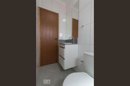 Banheiro  de apartamento para alugar com 1 quarto, 34m² em Vila Brasilina, São Paulo