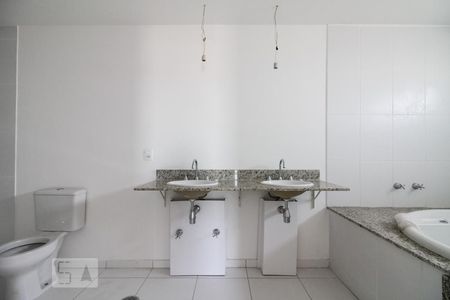 Apartamento à venda com 187m², 3 quartos e 2 vagasBanheiro Suíte 1