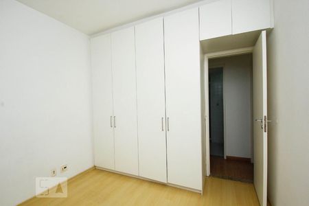 Quarto 1 de apartamento para alugar com 2 quartos, 79m² em Humaitá, Rio de Janeiro