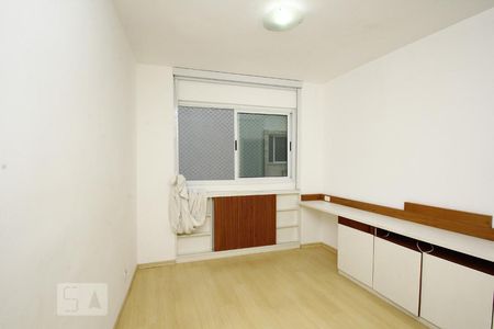 Apartamento para alugar com 79m², 2 quartos e 1 vagaQuarto 2 - Suíte