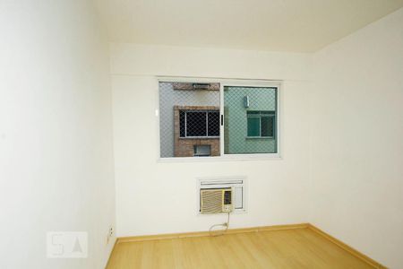 Quarto 1 de apartamento para alugar com 2 quartos, 79m² em Humaitá, Rio de Janeiro