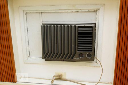 Apartamento para alugar com 79m², 2 quartos e 1 vagaAr condicionado