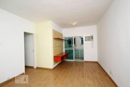 Sala de apartamento para alugar com 2 quartos, 79m² em Humaitá, Rio de Janeiro
