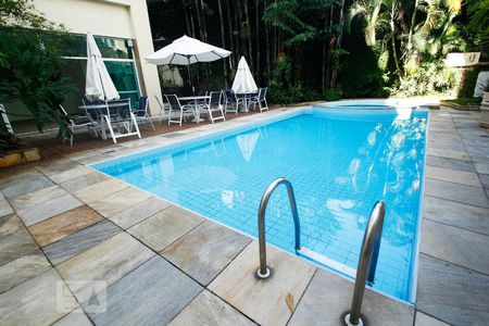 Apartamento para alugar com 79m², 2 quartos e 1 vagaÁrea comum - Piscina