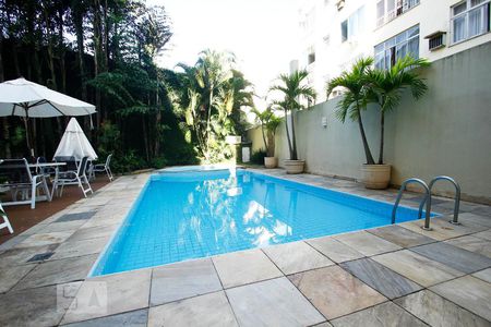 Apartamento para alugar com 79m², 2 quartos e 1 vagaÁrea comum - Piscina
