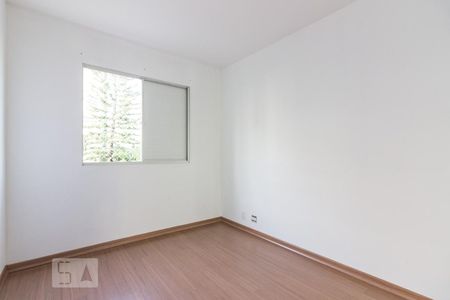 Quarto 2 de apartamento para alugar com 2 quartos, 62m² em Vila Constança, São Paulo