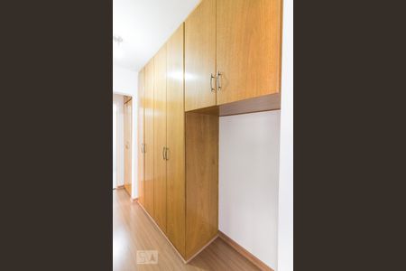 Hall Quartos de apartamento para alugar com 2 quartos, 62m² em Vila Constança, São Paulo
