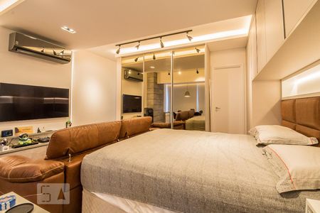 Quarto de kitnet/studio para alugar com 1 quarto, 42m² em Brooklin Paulista, São Paulo