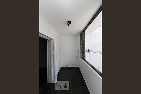 Casa à venda com 110m², 2 quartos e 1 vagavaranda