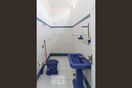 Casa à venda com 110m², 2 quartos e 1 vagabanheiro